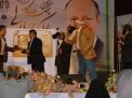 گزارش تصویری از اهداء جوایز  در همایش تجلیل از پرفسور علی اکبر جلالی چهره ماندگار شهرستان شاهرود 